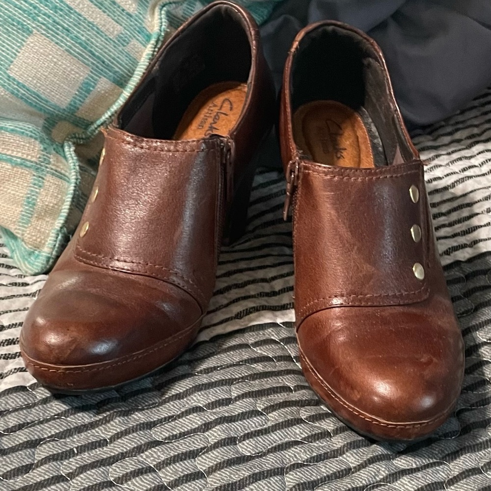 Clarks Shooties